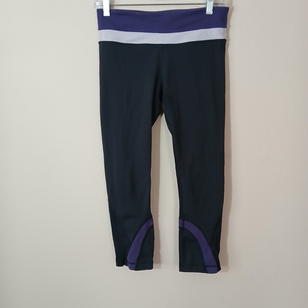 Lululemon Leggings Capri Workout Yoga Size 6 Small Colorful Multicolor